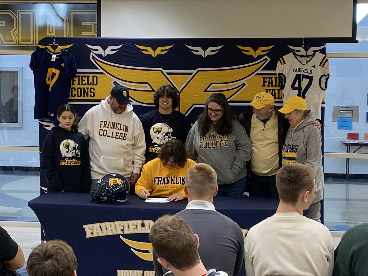 Fairfield Falcon Football tweet media