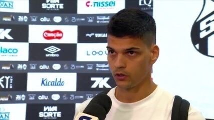 Estagiário do Santos tweet media