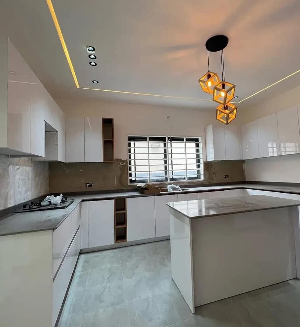 imran_services's tweet photo. It’s not impossible 

It can take you 3 years, it’s not a taboo it’s an achievement 💜🏠

Don’t be ashamed of taking a step, don’t be scared of making a move.

YOU CAN BUILD. https://t.co/yCoezIPFD0