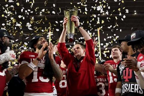 davehook007's tweet image. You are living in a world in which the Indiana Hoosiers are your college football national champions. tinybfs.com/t/uANS3w