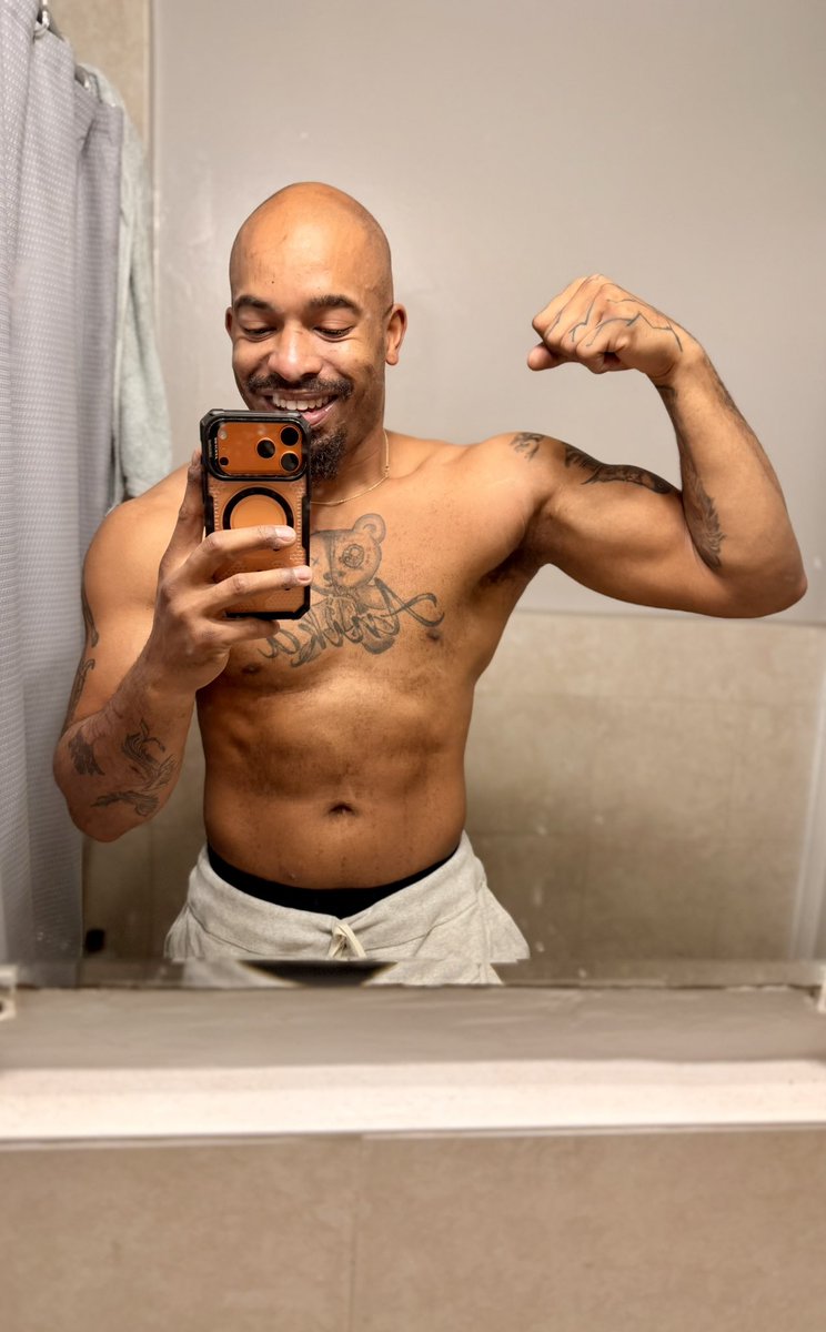 DoingSumInLife's tweet image. I worked hard to get here ☺️😈😮‍💨