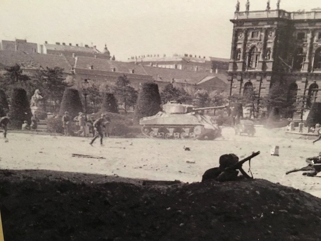 secretsqrl123's tweet photo. just remember boys and girls when russia needed tanks to go far and fast they had "special" "russian" tanks lead the way....

like when they needed to take Vienna quickly to beat the us....

notice the "soviet"... tanks....
👀👀👀👀👀👀 https://t.co/ucYjfpOlk4
