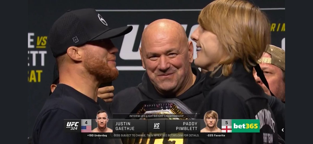 daniel_danfitz's tweet photo. #UFC324 
Stacked card to kickstart 2026 👊
🔥🔥🔥🔥🔥🔥 https://t.co/G8XqiUboKN
