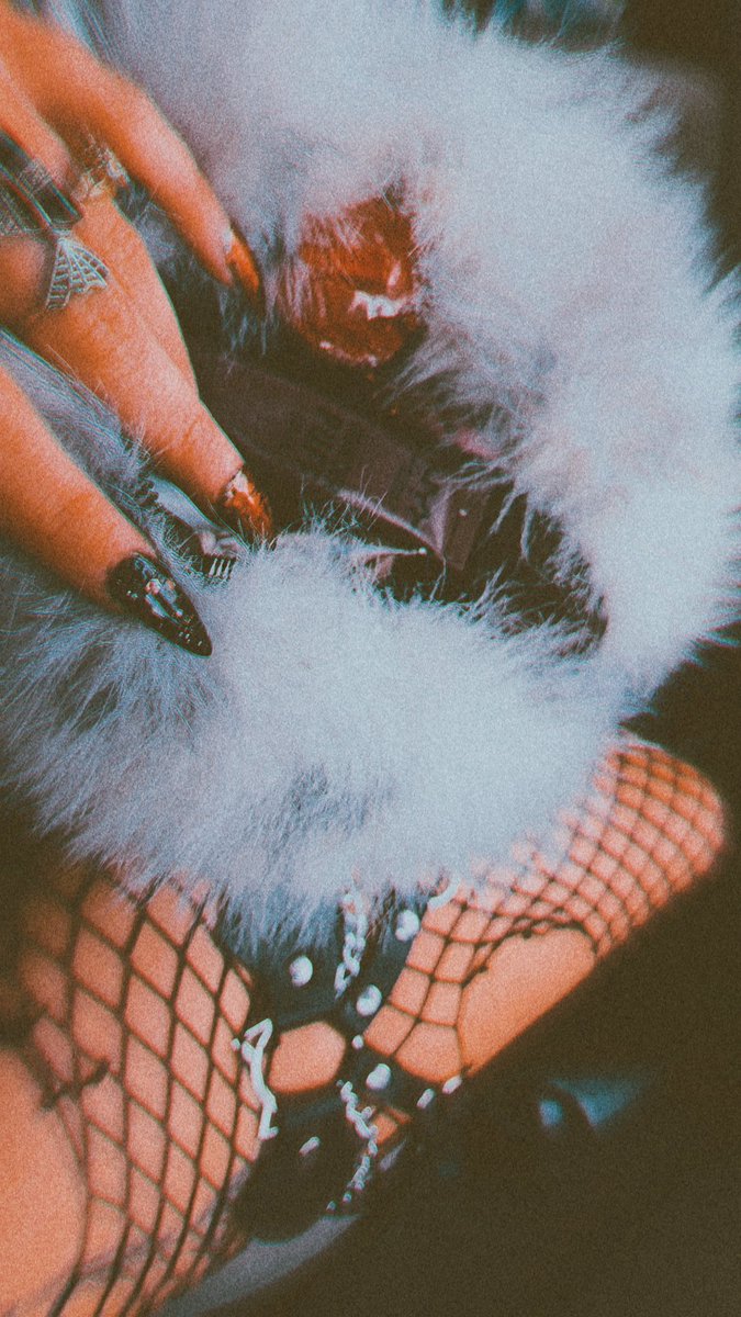 lildeadbxtch's tweet photo. 🖤💅✨️ https://t.co/pjpAmS9l5v