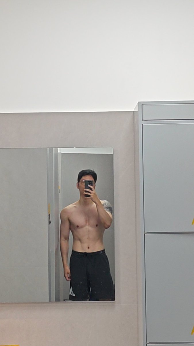 哈哈哈 tweet media