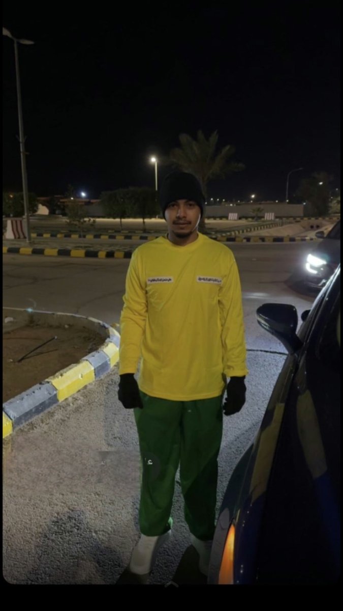 ✨تهنئة 🌺
للحبيب/ علي مشعمل ابوطالب الفلاحي   
قبوله النهائي بدورة الفرد الأساسي للحرس الوطني
   
تهانينا له ولأسرته ، سائلين المولى له التوفيق و العون والسداد ، في خدمة الدين ثم المليك و الوطن 🇸🇦

#الفلحة