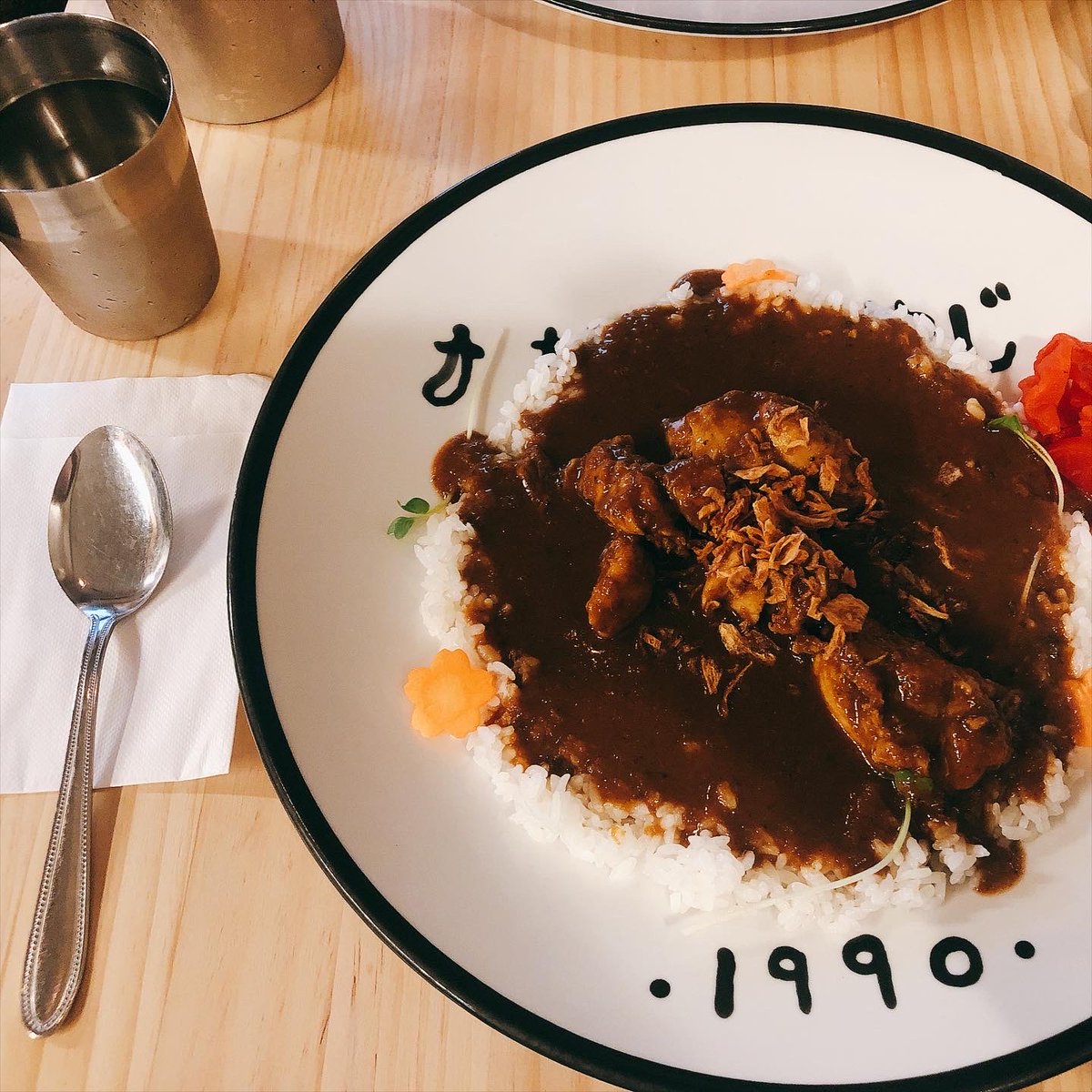 昨日、うるわしの宵の月見たら5年ほど前だけどまさかのなすおやじ、お店行ったよ🥹🥹