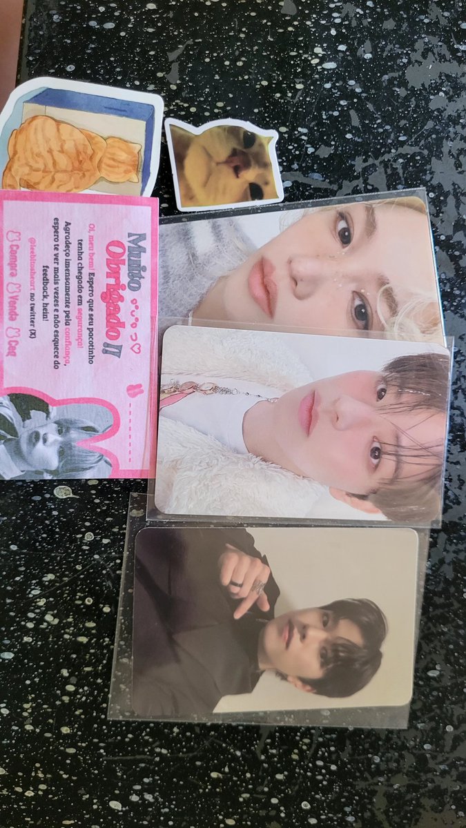 euGabixxxs's tweet photo. feedback positivo para @leebitosheart que organizou a ceg e me trouxe esses cards lindos🫶 foi tudo muito tranquilo e o os pcs vieram super bem embalados https://t.co/82nAPZgGVR