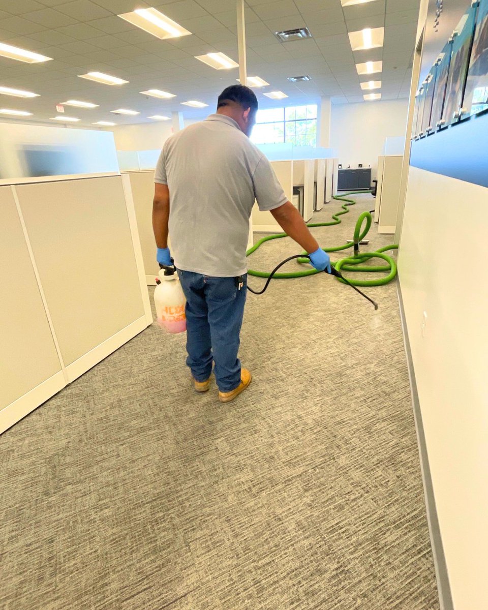 servpro_ventura's tweet image. Emergency commercial response in Carpinteria, CA 🚨
Sewage backup impacted a lunch room. Our team is on-site extracting, cleaning, and sanitizing to help this business reopen safely.
📞 (805) 656-3911
#SERVPROVentura #CommercialCleanup #CarpinteriaCA