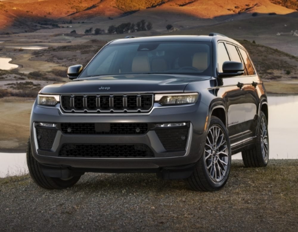Ahí tienen a su nueva Suprema Corte  🪗 

Reconocen  la compra de camionetas 
Jeep Gran Cherokee, justificadas por motivos de seguridad. Indicando que las anteriores unidades no cumplían “con los estándares ADECUADOS DE SEGURIDAD” 
 
Que cuiden su seguridad, por supuesto. El