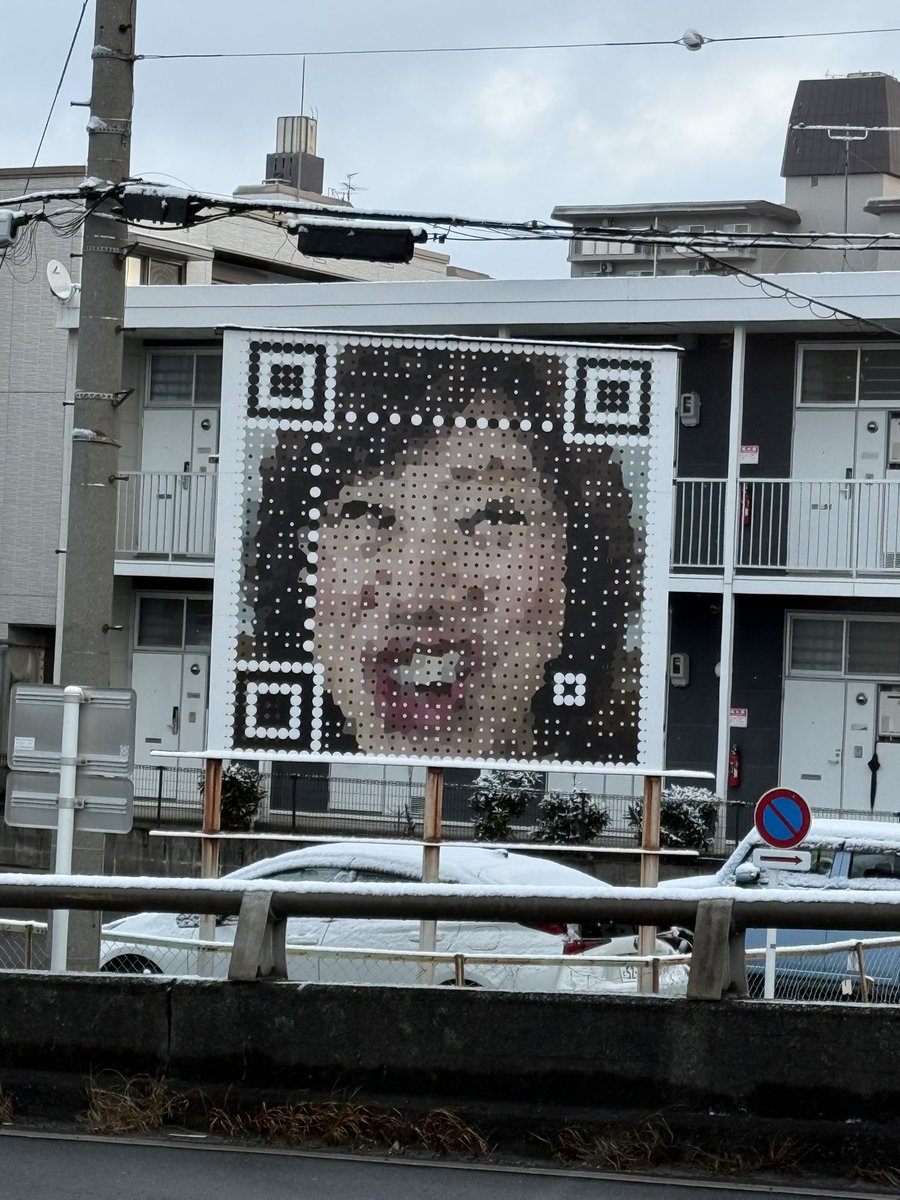 謎のQRコードみつけた