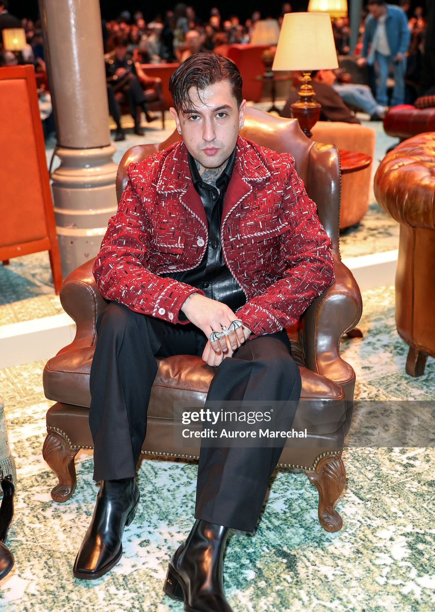 Feel like Rodman Dennis 💯