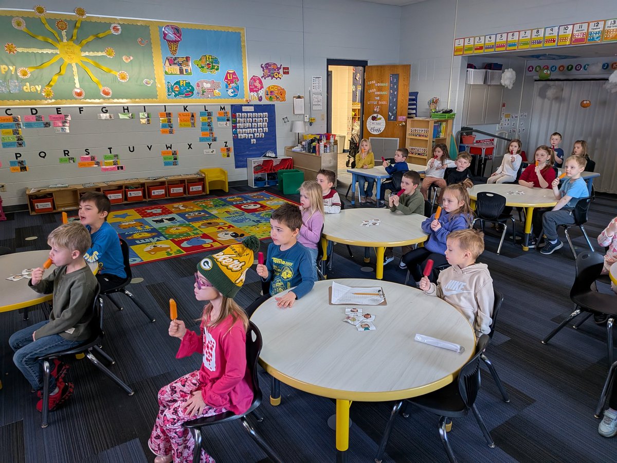 Kelly Burns tweet media