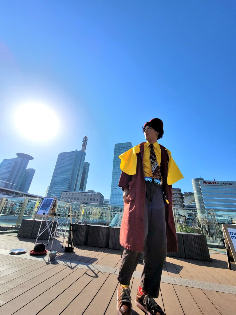 2026,1,17 #さいたま新都心大道芸フェスティバル Jポイント

とっても天気がよく風も心地よくなった時間帯
シャボン玉もおさかなさんもキラキラして
雨の衣装も可愛くて

衣装や小道具や全て含めて毎回同じことがない
ものまるさんのパフォーマンスは常にわくわく

#clownものまる