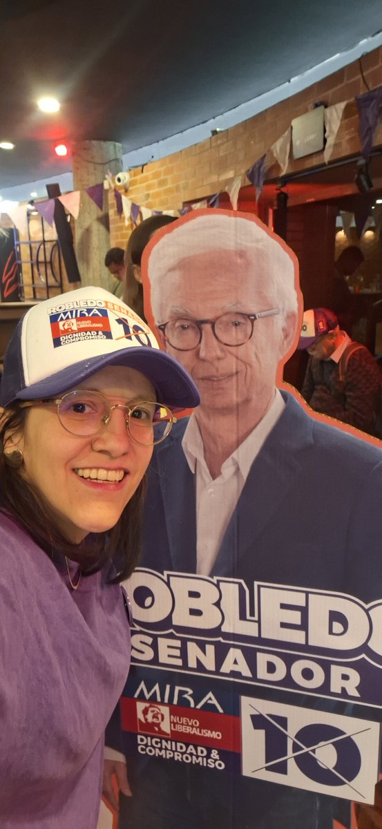 Al MEJOR Senador de #Colombia, Dámelo SIEMPRE🥰🥰🥰 #RobledoSenado10