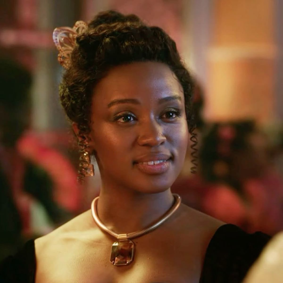 dearfranchaelas's tweet image. “I knew after three seconds” parallels