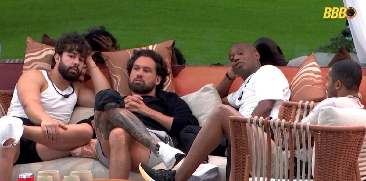 toninhodocall's tweet image. 🚨Essa conversa foi inacreditável:

Mahteus: “Ela é horrível, mano. Tem um olhar ruim. Uma pessoa do mal.”

Brigido: “Sinto isso.”

Matheus: “É uma pessoa que veio fazer campanha política. O lugar dela é em Outubro, lá na eleição.”

Matheus: “Eu nem sei quem é. E não por forma de…