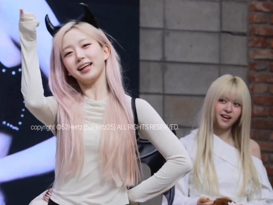 sapphicxswift's tweet image. what do we call this?