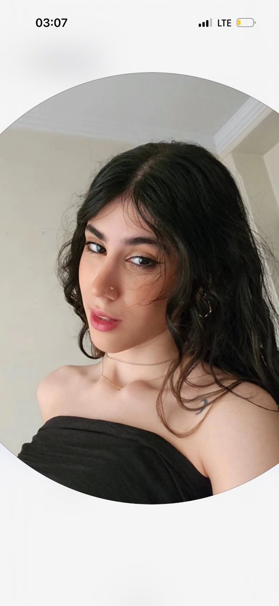 sarlzdd's tweet image. کاش هیچ وقت وصل نمیشدم😭😭
صاحب این اکانت به قتل رسید🖤🖤🖤 الینا حجتی متولد ۸۳ 
#الینا_حجتی
#الینا_حجتی