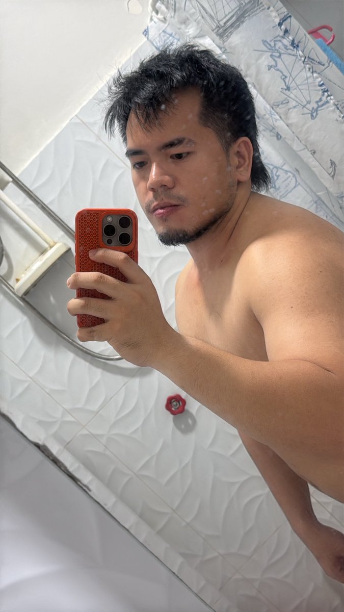 fooorch's tweet image. Shower