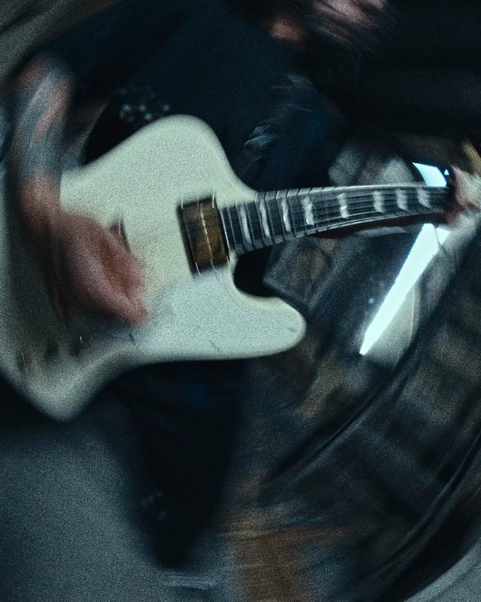 Help me find a way out ⛓️