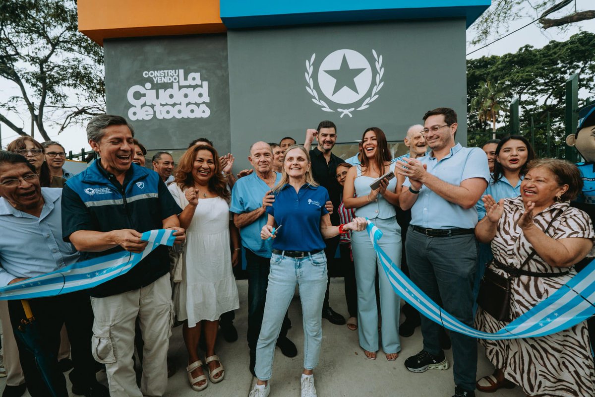 segura_ep's tweet photo. HILO 🧵 

1️⃣
Guayaquil sigue fortaleciendo la prevención.

Hoy inauguramos la EAS Ceibos, la duodécima Estación de Acción Segura, un nuevo punto estratégico para proteger a miles de familias y comercios. ⤵️ https://t.co/m0XWnQgNL2