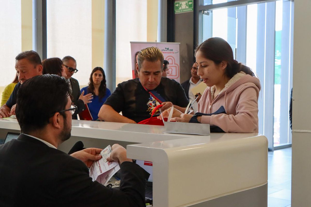 La supervisión y el diálogo permanente contribuyen a la protección del ahorro para el retiro y al fortalecimiento del Sistema.

📸 <a href="/Principal_mx/">Principal Afore</a> | <a href="/ProfuturoMX/">Profuturo</a> | <a href="/XXIBanorte/">Afore XXI Banorte</a>

#ElSARseFortalece #SAR #AhorroParaElRetiro 🧵(3/3)