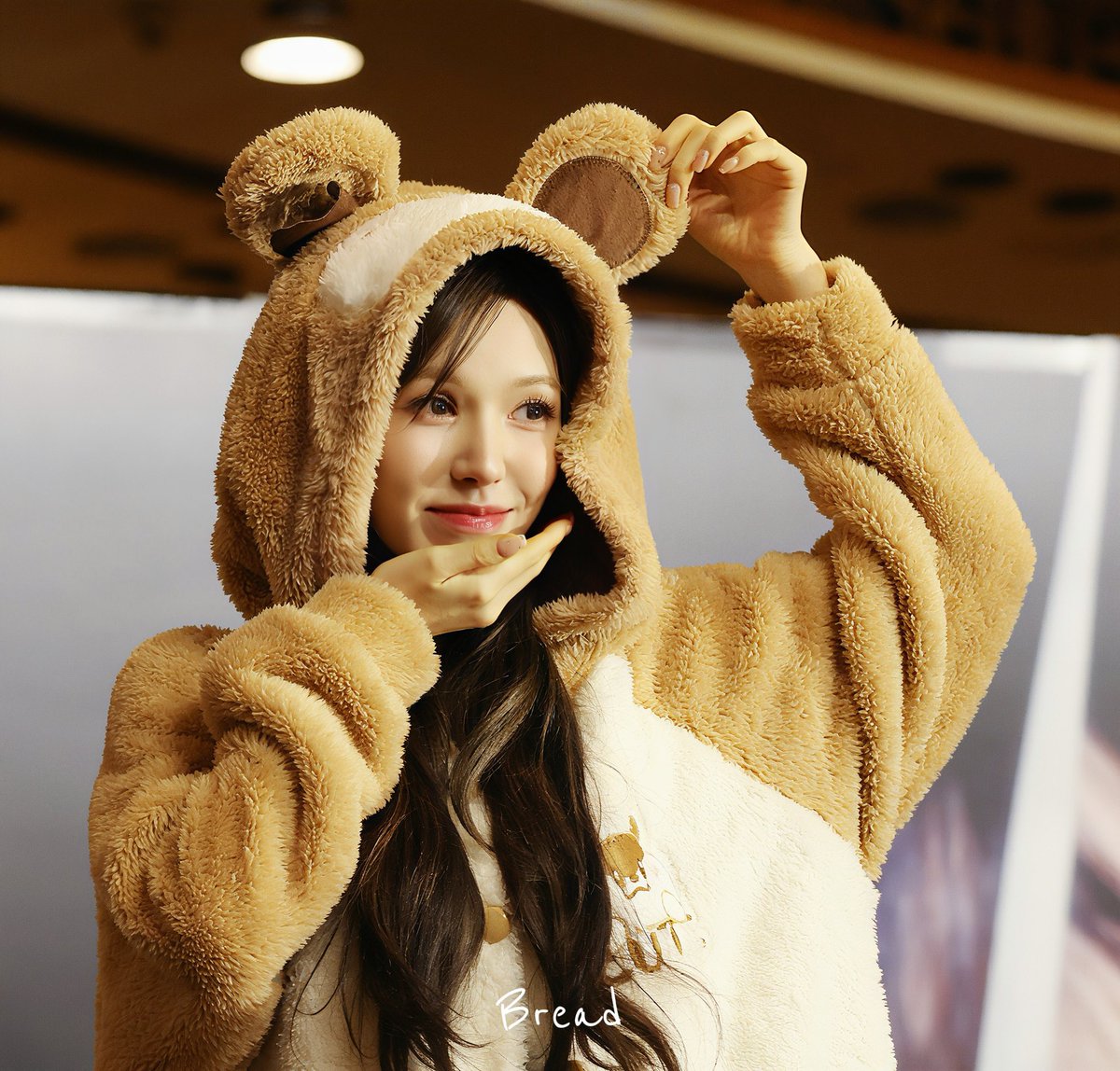 wendy_bread's tweet image. 20260109 WENDY Taipei 签售

Cute bear🩵

#WENDY #WENDY_WORLDTOUR