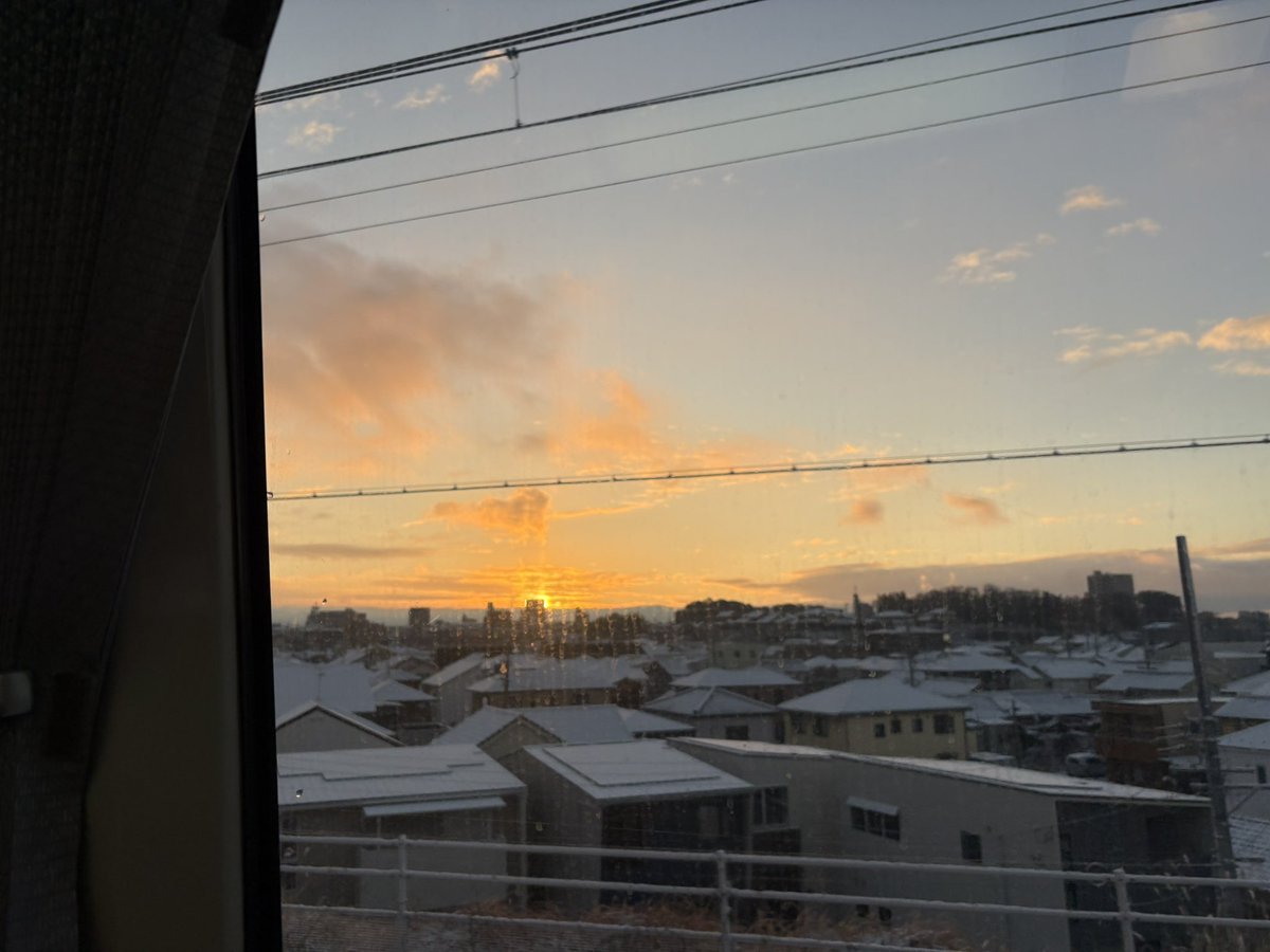 VX5213F's tweet photo. 休暇取って鉄道旅行ってきます https://t.co/hLvHg7GG1J