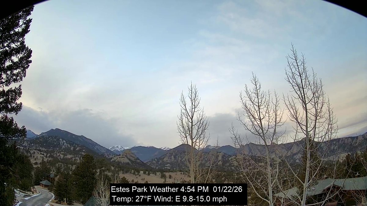 EstesWeather's tweet image. Estes Park, CO weather: clear | 27F | humidity 44 | wind E 9.3 -&amp;gt; 13.5 | Today: 16F/41F Rain 0.00 |  January 22, 2026 at 05:00PM #cowx