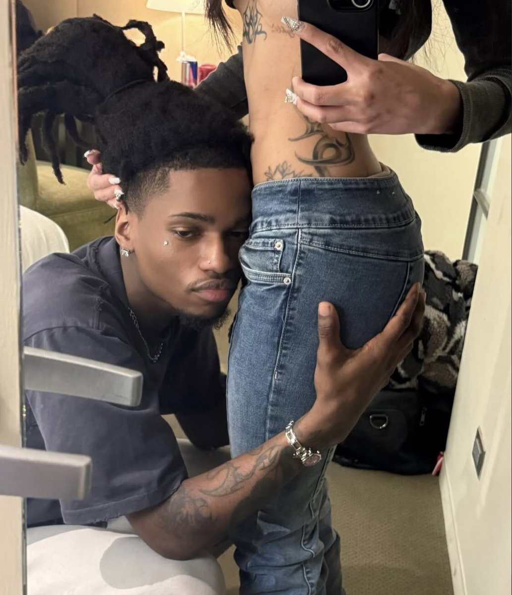 ogrustty's tweet image. ainda vo tirar uma foto assim cá muie