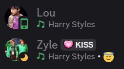 AlwaysLourry7's tweet photo. Across the world and listening together with @LineOfGrnNBlues @stylsl28 and @Kittenlm43
#HarryStyles #Aperature
💟🫶💚📸 https://t.co/yaz766xuIY