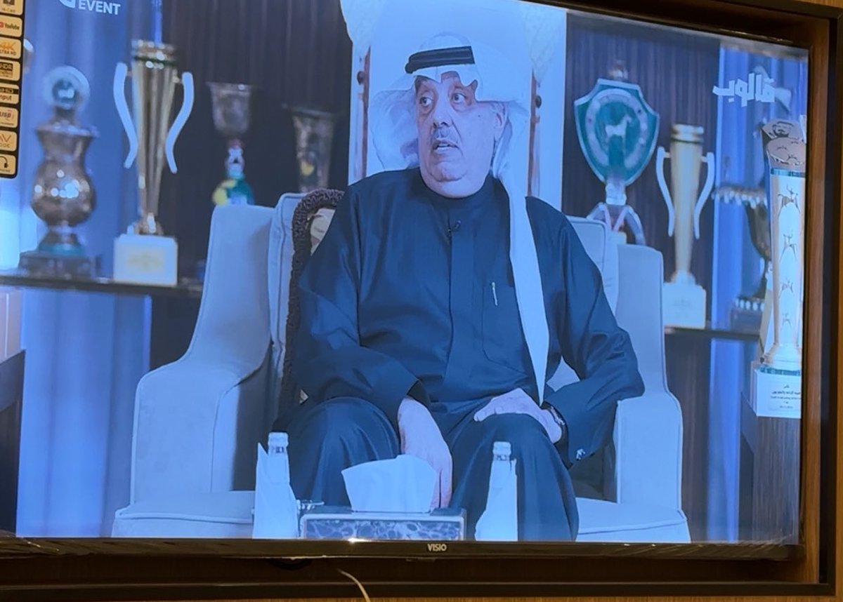 الفروسية بذكرياتها وتفاصيلها حديث ممتع للأمير #متعب_بن_عبدالله_بن_عبدالعزيز 
في برنامج #قالوب شكراً لكم 🌹