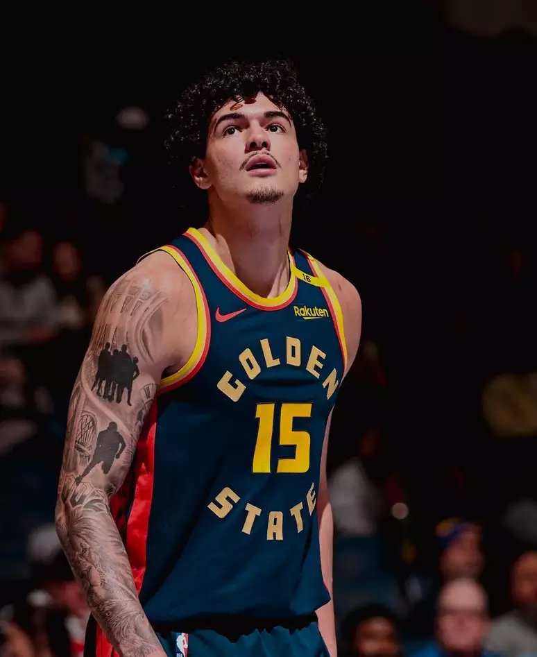 URGENTE

O BRASILEIRO GUI SANTOS ESTÁ ESCALADO COMO TITULAR DO GOLDEN STATE WARRIORS PARA ENFRENTAR O DALLAS MAVERICKS HOJE

VAMO POURRA 🇧🇷🇧🇷🇧🇷🇧🇷🇧🇷