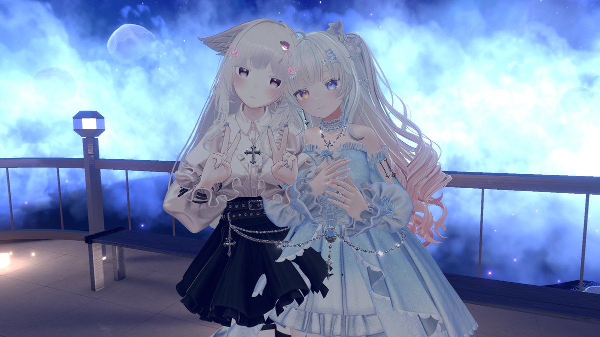 LINN_Game's tweet image. 昨日はパートナーと📸撮ったりみんなとチル
最近めっちゃ寒くなってるから体調には気を付けよっと
＃VRChat