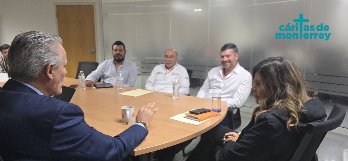 ✨Hoy estuvimos reunidos con la Secretaría de Igualdad e Inclusión y con el Alcalde del municipio de El Carmen con el objetivo de buscar más alianzas y generar estrategias para continuar ayudando a nuestros hermanos más vulnerables. ❤️🙌🏻

Todos Somos Cáritas 🕊️