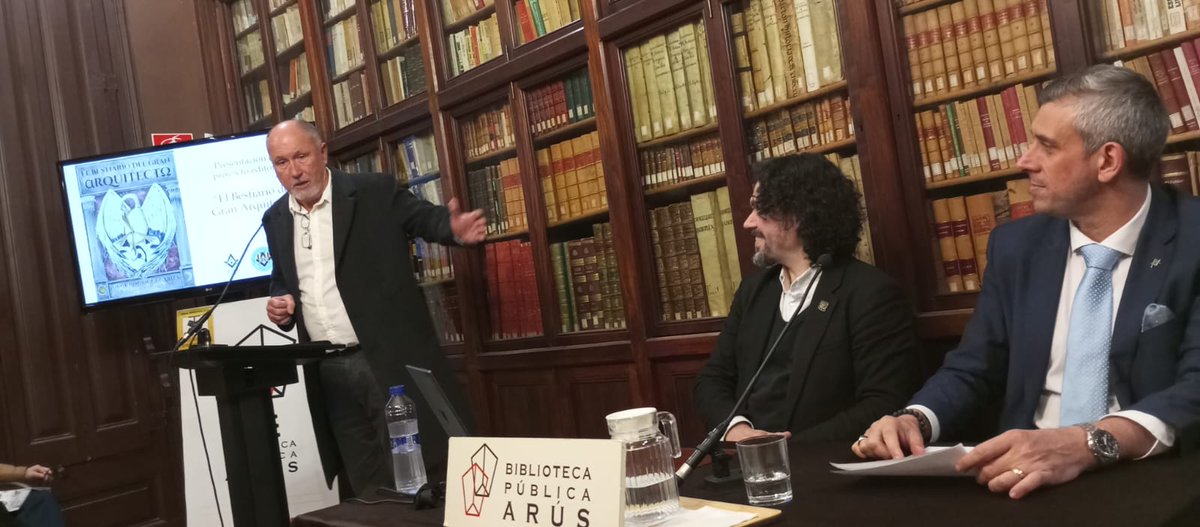 Compartimos imágenes de la presentación de «El Bestiario del Gran Arquitecto», celebrada el 22 de enero en la Biblioteca Pública Arús (Barcelona), con la participación del R.H. Shaun Parsons Herrera, su autor Jorge Rodríguez Ariza y el R.H. Cecilio Limiñana. #GLE