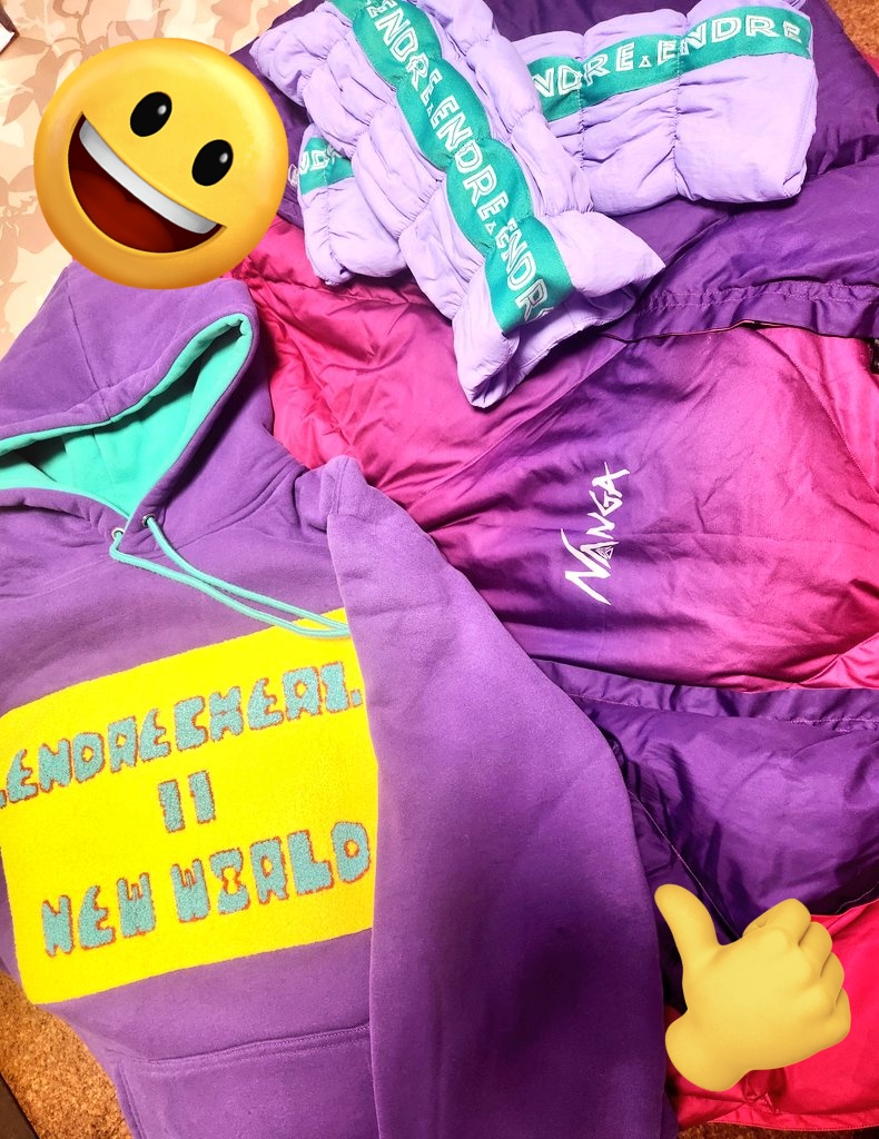 剛くんのソロやコラボグッズ。この寒さの中、すんごい役立ってる