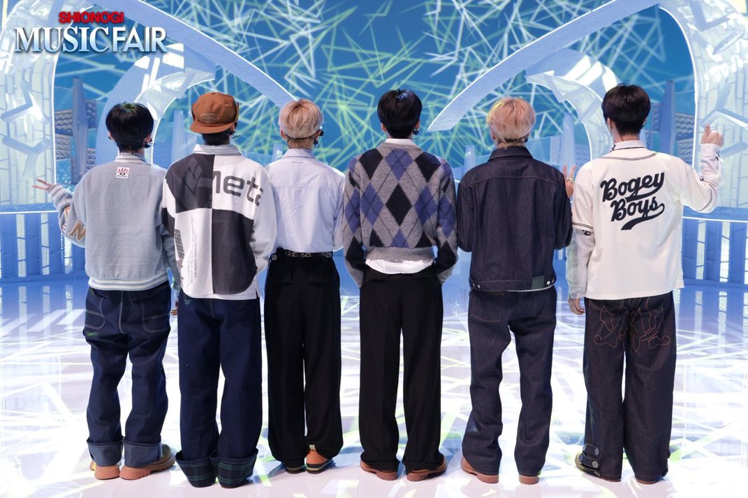 renjunbreadd's tweet image. why yushi shrunkennnn