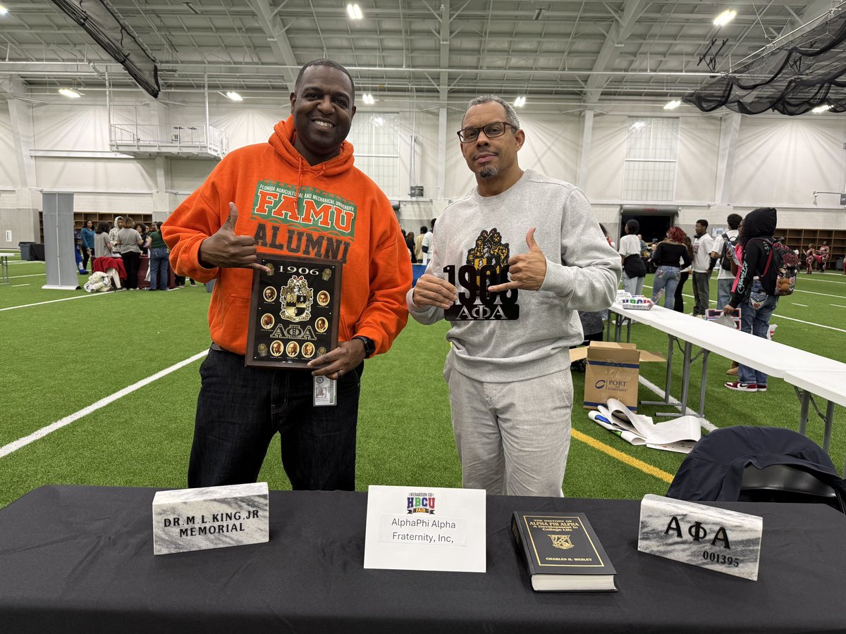 Chris Gibson tweet media