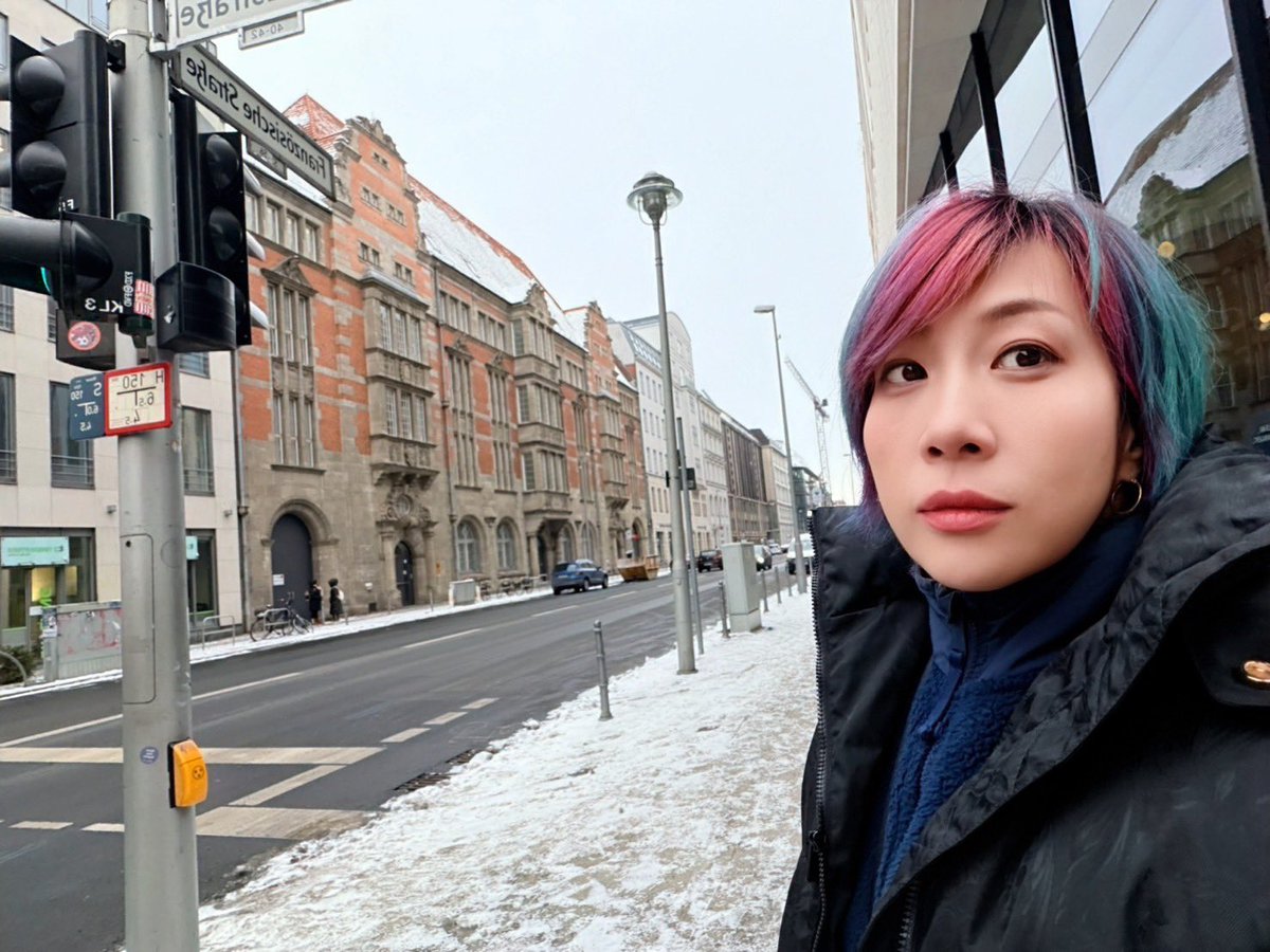 WWEAsuka's tweet photo. Berlin https://t.co/yRK5w4vVsV
