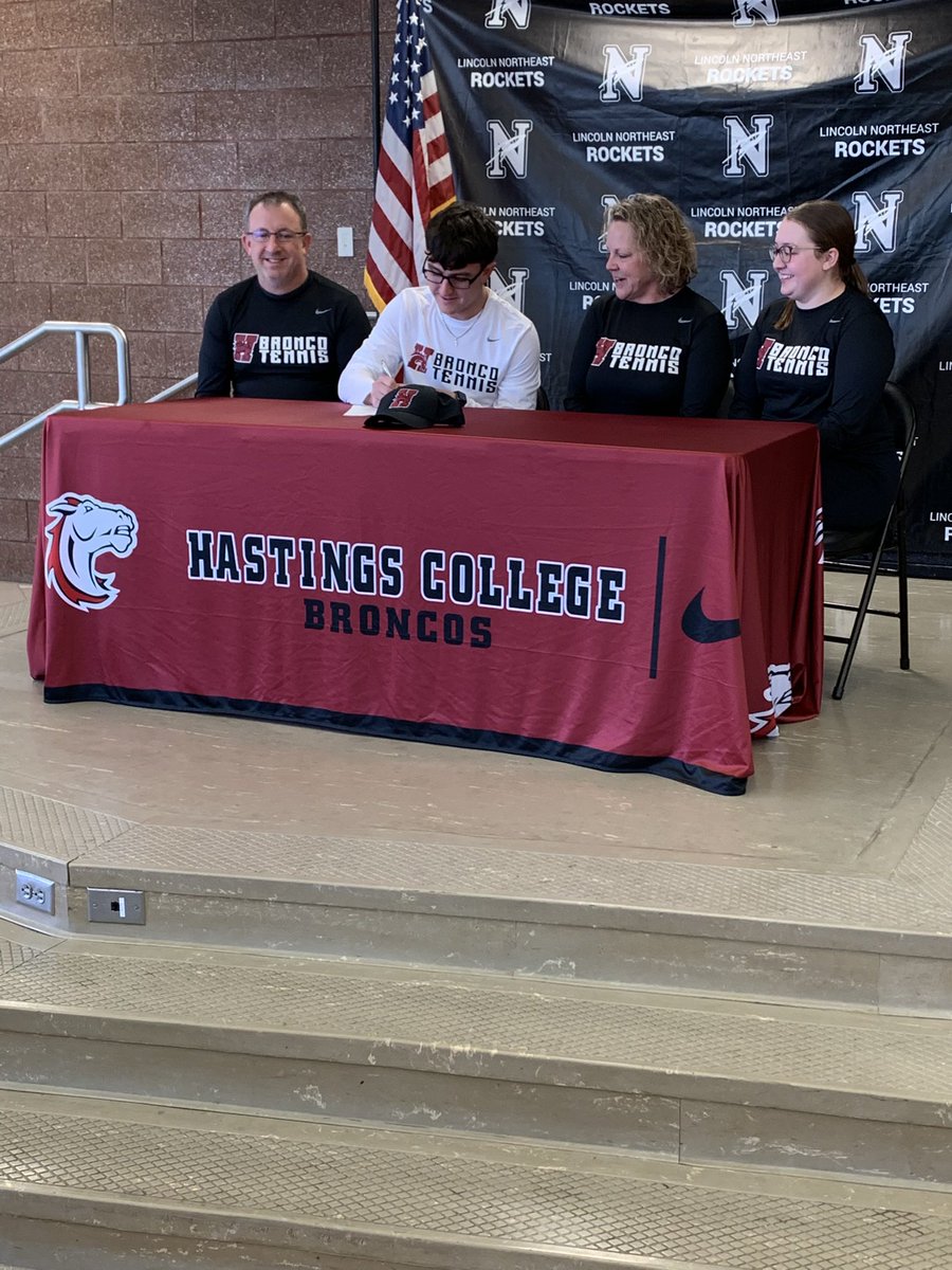 Congratulations to Matthew Steffens! This LNE golfer signed to play tennis at Hastings College. Bright future ahead!