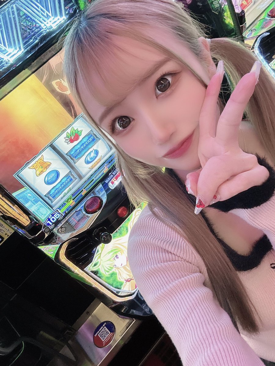 きー777様♡ありがとうございます♡ きー777様♡ありがとうございます♡ パチ嬢かな👗🖤 (@kanapachi_777