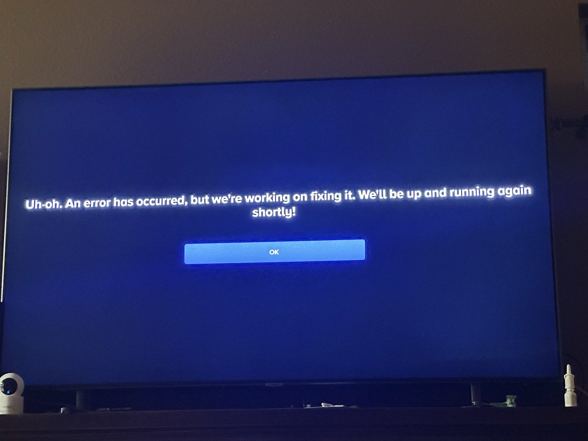 MikeRod28's tweet photo. Annoying as hell when I’m trying to enjoy @ufc  on @paramountplus and all I get is this issue for like 2 weeks now! https://t.co/UQNaOoxylY