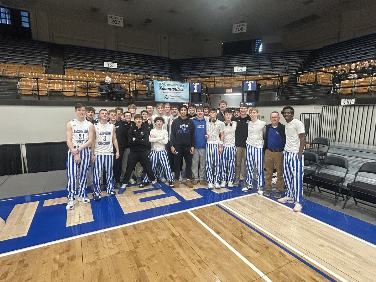 LCABball's tweet image. Eagles drop a heartbreaker on a buzzer beater.  Thanks to Coach Galloway @LCA_GirlsBBall and the students that came to support!   Appreciate it!