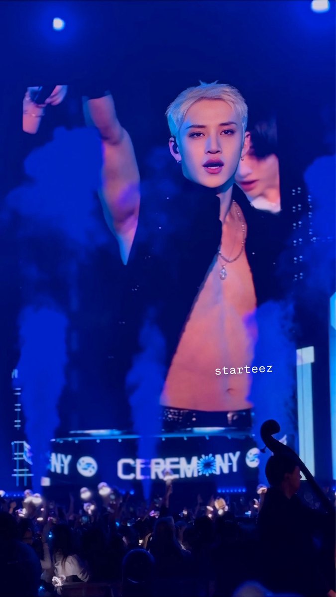 starteez_'s tweet image. I took these!!! I.can’t. Fucking. Believe. It 
#skz #BangChan #GalaDesPiecesJaunes