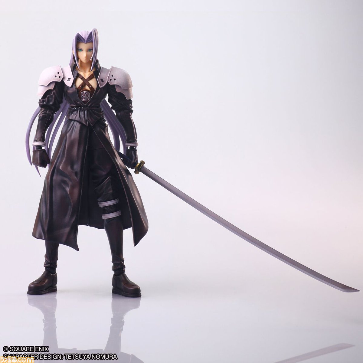 FF7』のセフィロスが1997年当時のデザインで立体化。5月30日に発売