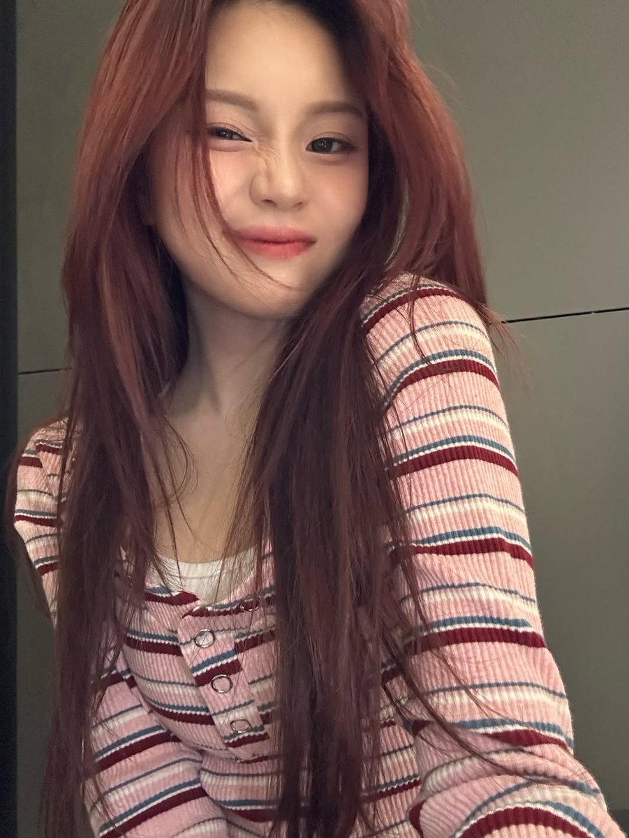 GFS_backup's tweet image. [PIC] 260123 - Umji (ummmmm_j.i) post

🐹😖

#GFRIEND #VIVIZ #UMJI @VIVIZ_official