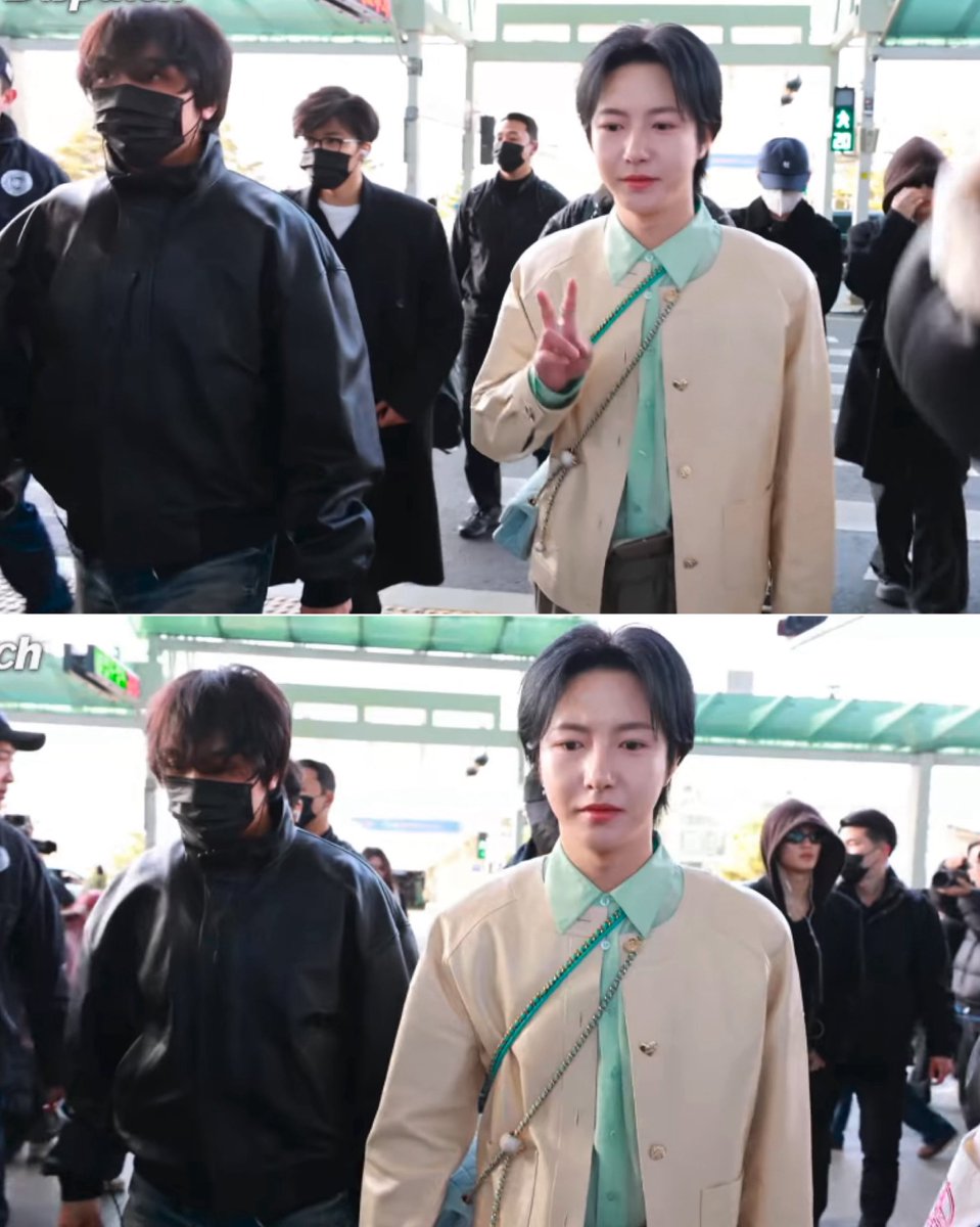 terenhyuck's tweet image. have a safe flight 🐻🫳🏻🦊🫳🏻