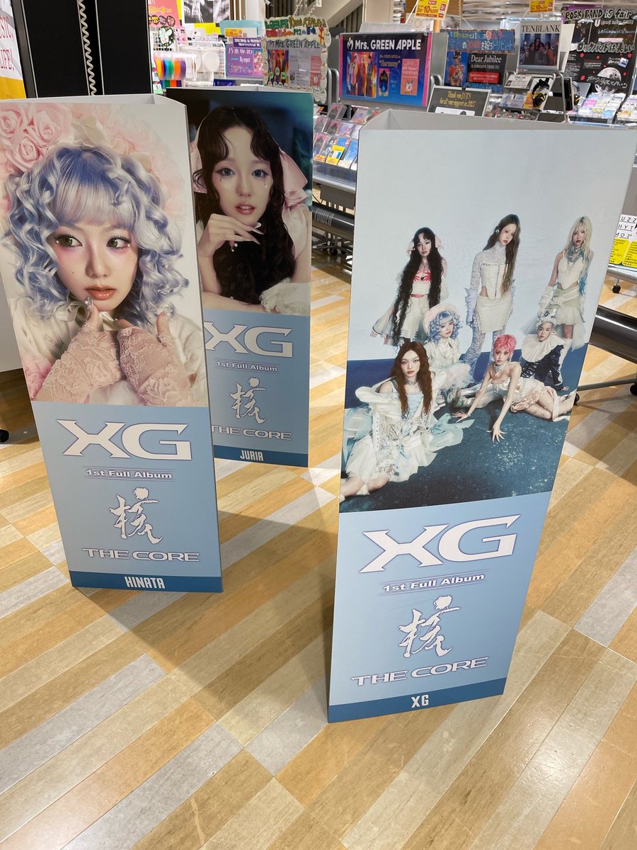 XG】 1st Full Album『THE CORE - 核』 🦋大型パネル展示 🦋三角POP